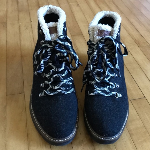 Dr.Scholl’s So Comfy Wedge Bootie - Picture 13 of 16